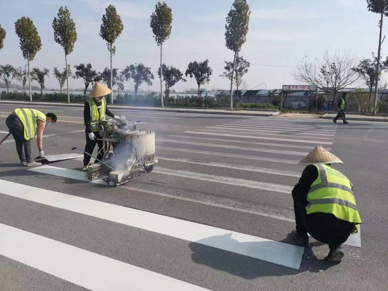 道路标线施工