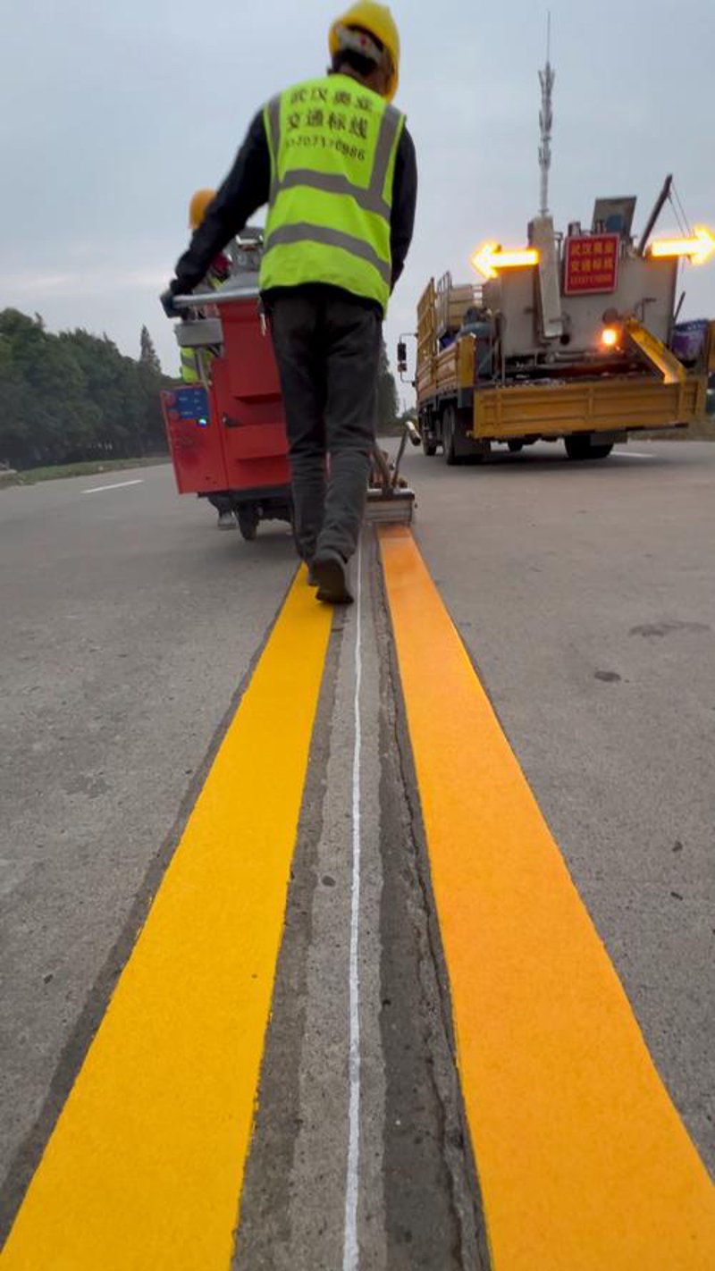 如何确保道路标线施工的完美呈现？这是一个经常被忽视的问题。